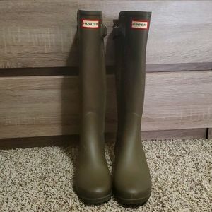 Two toned Hunter Tall Boots